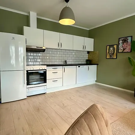 My Space As - Bo Midt Pa Torget I Tonsberg! #2 Apartment *