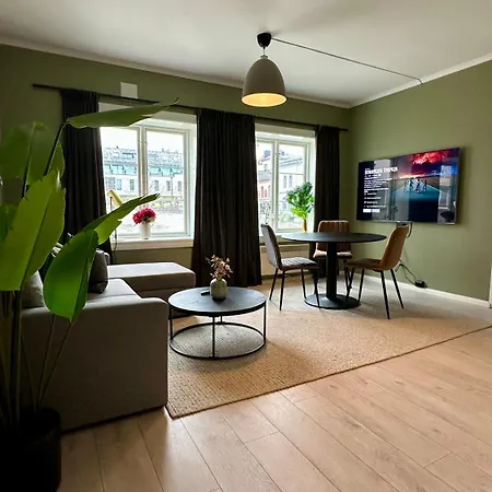 My Space As - Bo Midt Pa Torget I Tonsberg! #2 *